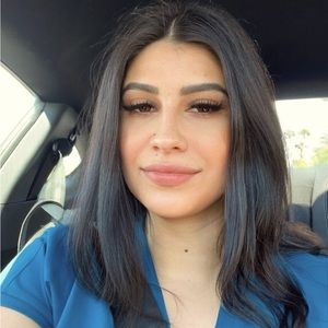 Meet your Posher, Claudia